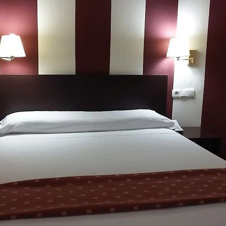 Hotel Marina Уельва Екстер'єр фото