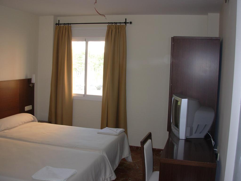 Hotel Marina Уельва Екстер'єр фото