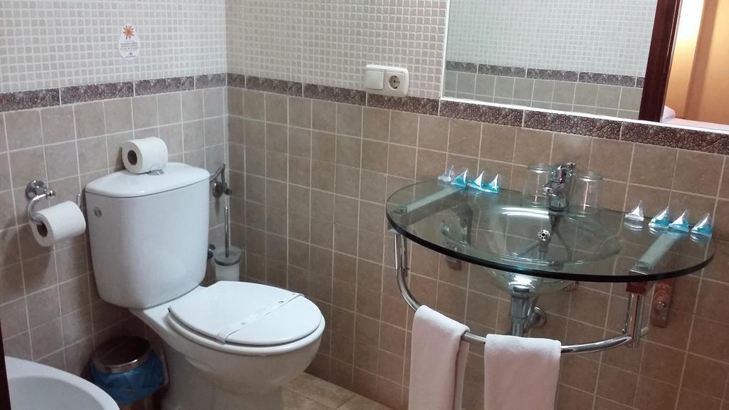 Hotel Marina Уельва Екстер'єр фото